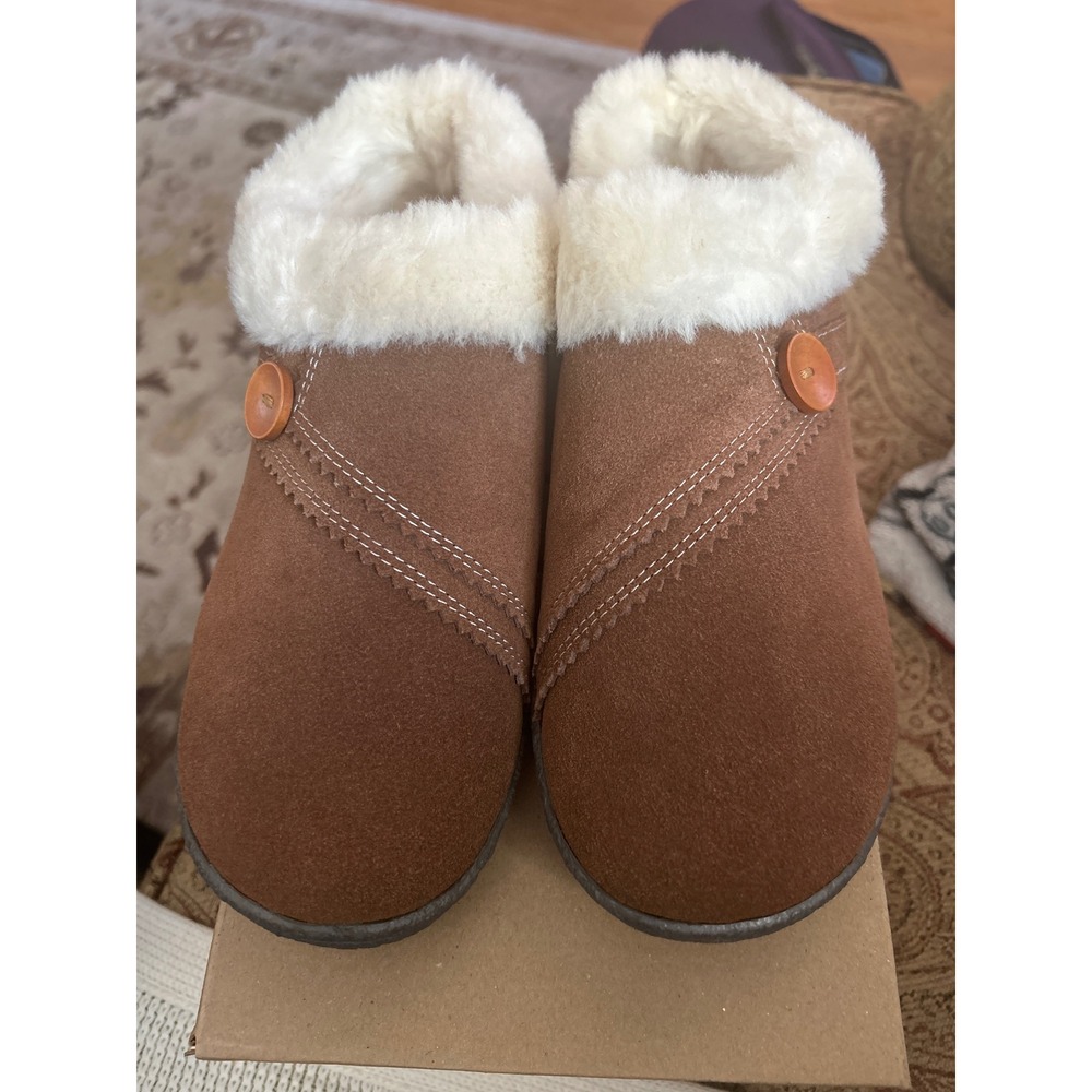 Clarks Wms New in Box Clog Brown Real‎ Suede Faux Fur Indoor/Out Slippers 8M